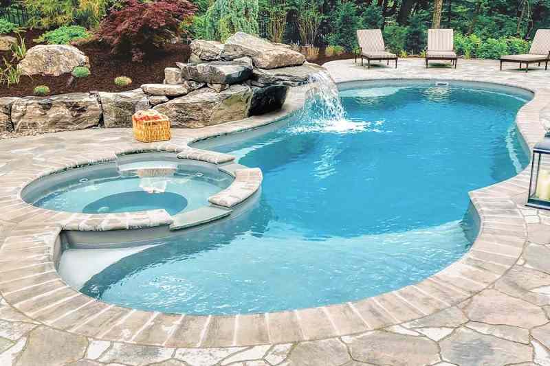 5 Things to Consider Before Installing a Swimming Pool